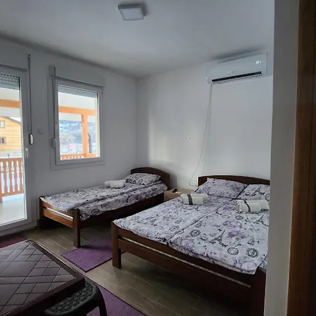Kuca Sa Lepim Pogledom - Porodica Colovic Rudno