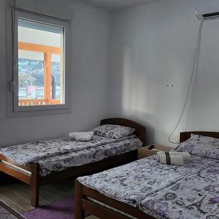 Kuca Sa Lepim Pogledom - Porodica Colovic