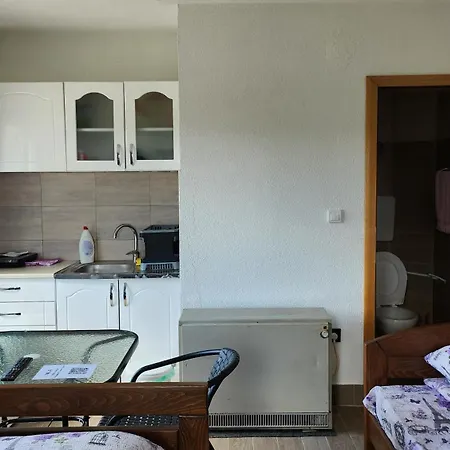 Kuca Sa Lepim Pogledom - Porodica Colovic *