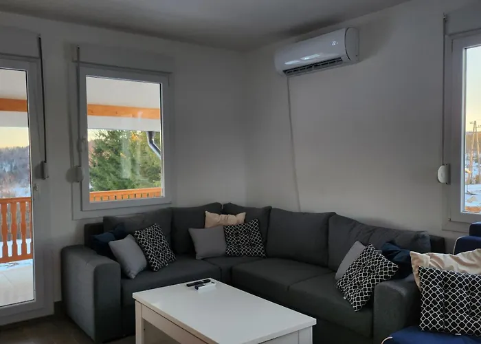 아파트 Kuca Sa Lepim Pogledom - Porodica Colovic