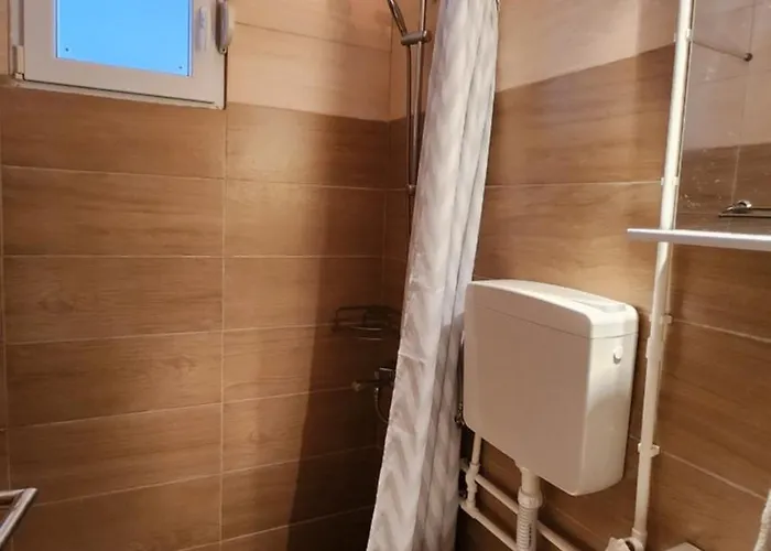 Kuca Sa Lepim Pogledom - Porodica Colovic 아파트 *