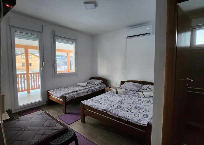 Kuca Sa Lepim Pogledom - Porodica Colovic Rudno