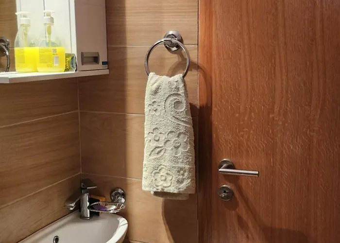 Kuca Sa Lepim Pogledom - Porodica Colovic 아파트